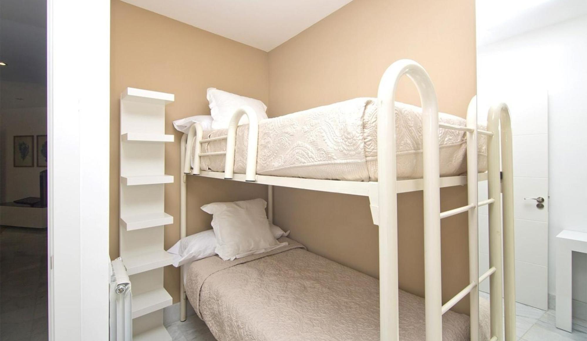 Embajadores -no Ascensor- Apartment