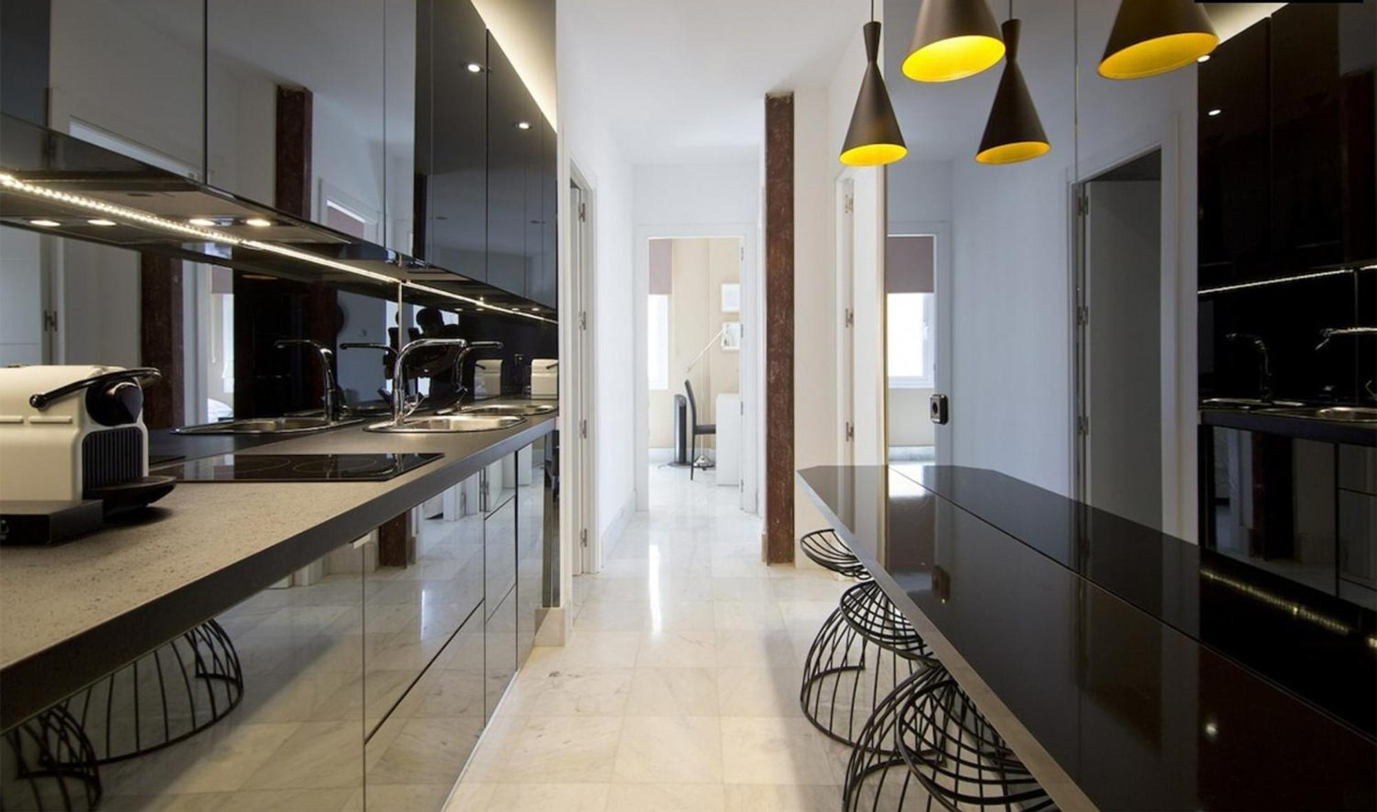 Apartment Embajadores -no Ascensor- *